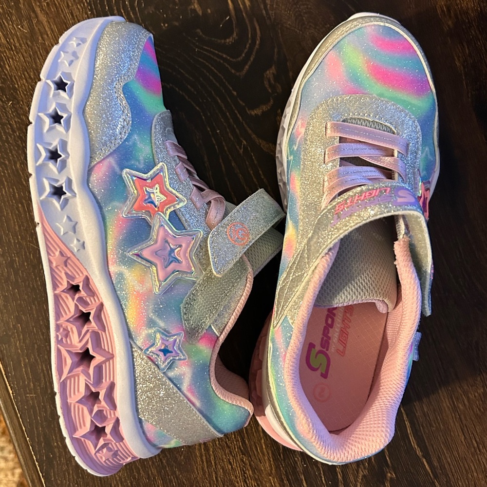 New Sport by Skechers Bree Light up Star Sneakers